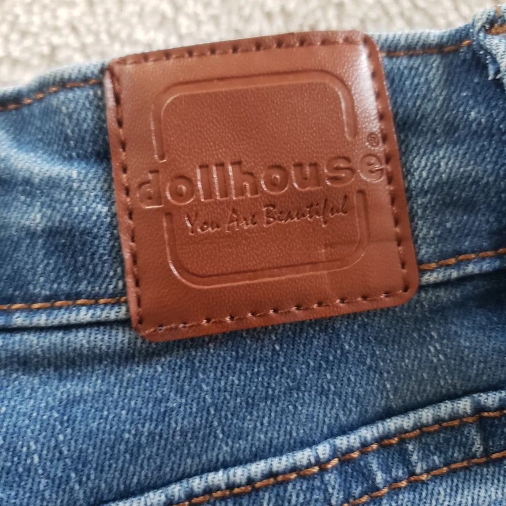 DOLLHOUSE jeans - Picture 9 of 10